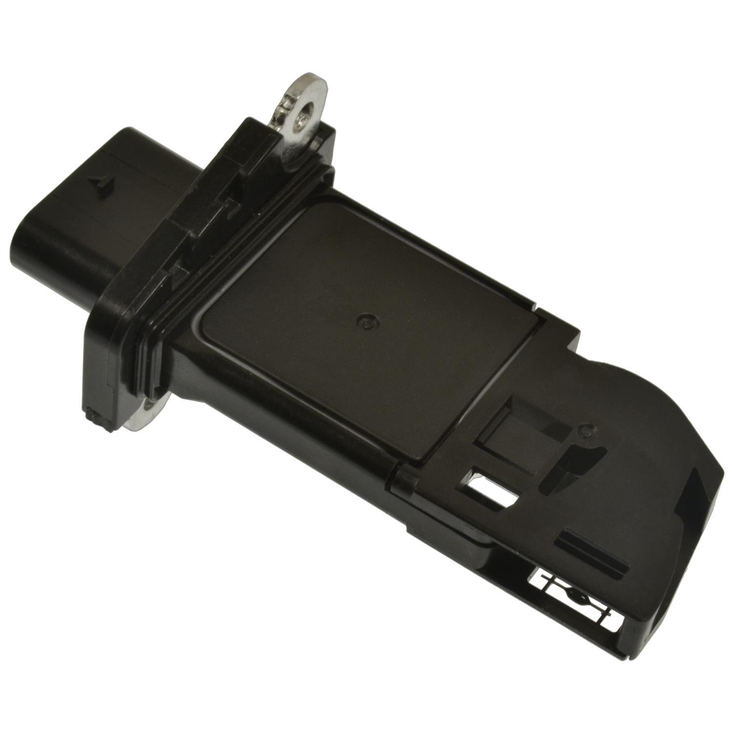 Standard Motor Products MAS0483 - Mass Air Flow Sensor Standard Motor Products MAS0483 Mass Air Flow Sensor product image 1 of 3