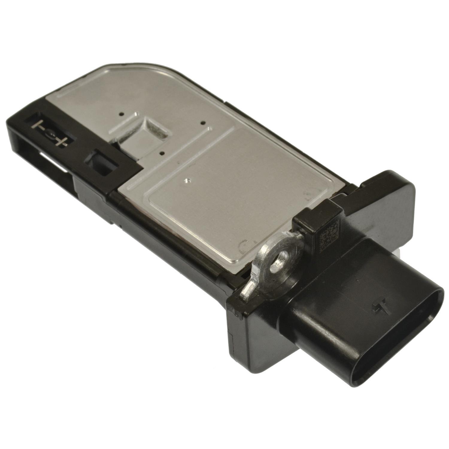 Standard Motor Products MAS0483 - Mass Air Flow Sensor Standard Motor Products MAS0483 Mass Air Flow Sensor product image 2 of 3
