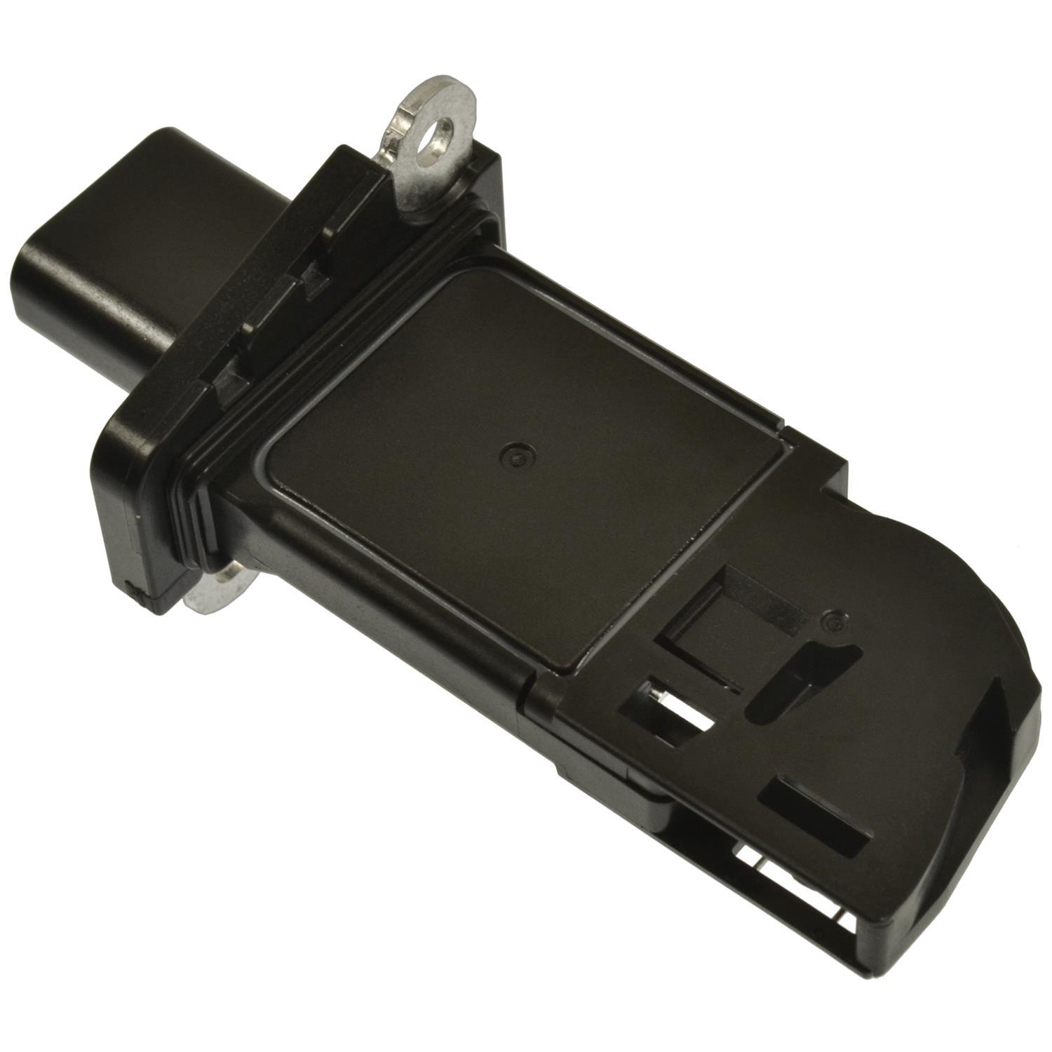 Standard Motor Products MAS0506 - Mass Air Flow Sensor Standard Motor Products MAS0506 Mass Air Flow Sensor product image 1 of 3