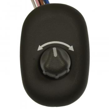 2006 Chevrolet SSR Door Remote Mirror Switch Standard Motor Products MRS159 image 1 of 3
