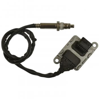 2017 GMC Sierra 3500 HD NOx (Nitrogen Oxide) Sensor Upstream Standard Motor Products NOX006 image 3 of 4