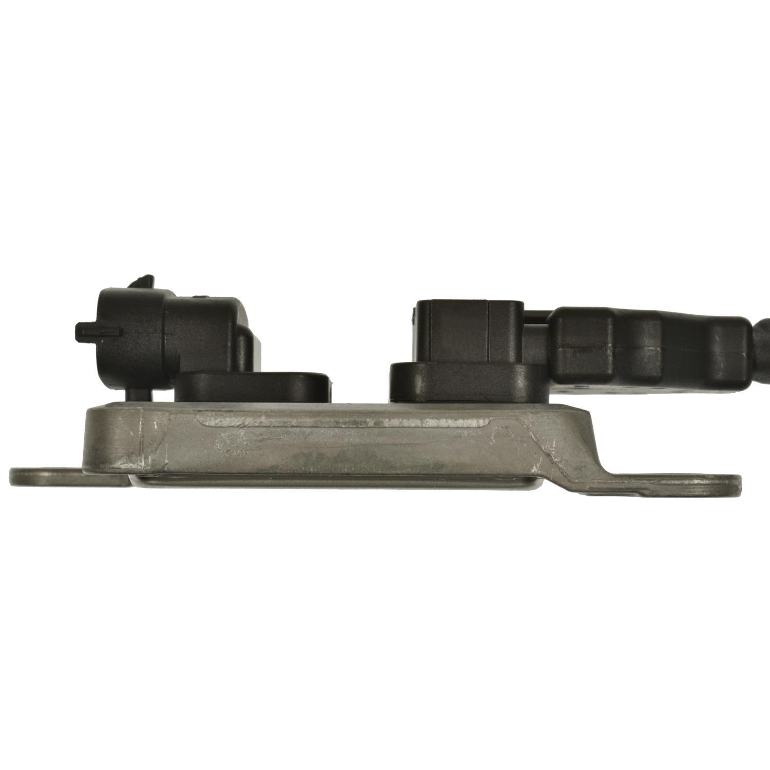 Standard Motor Products NOX015 - NOx (Nitrogen Oxide) Sensor Standard Motor Products NOX015 NOx (Nitrogen Oxide) Sensor product image 2 of 4