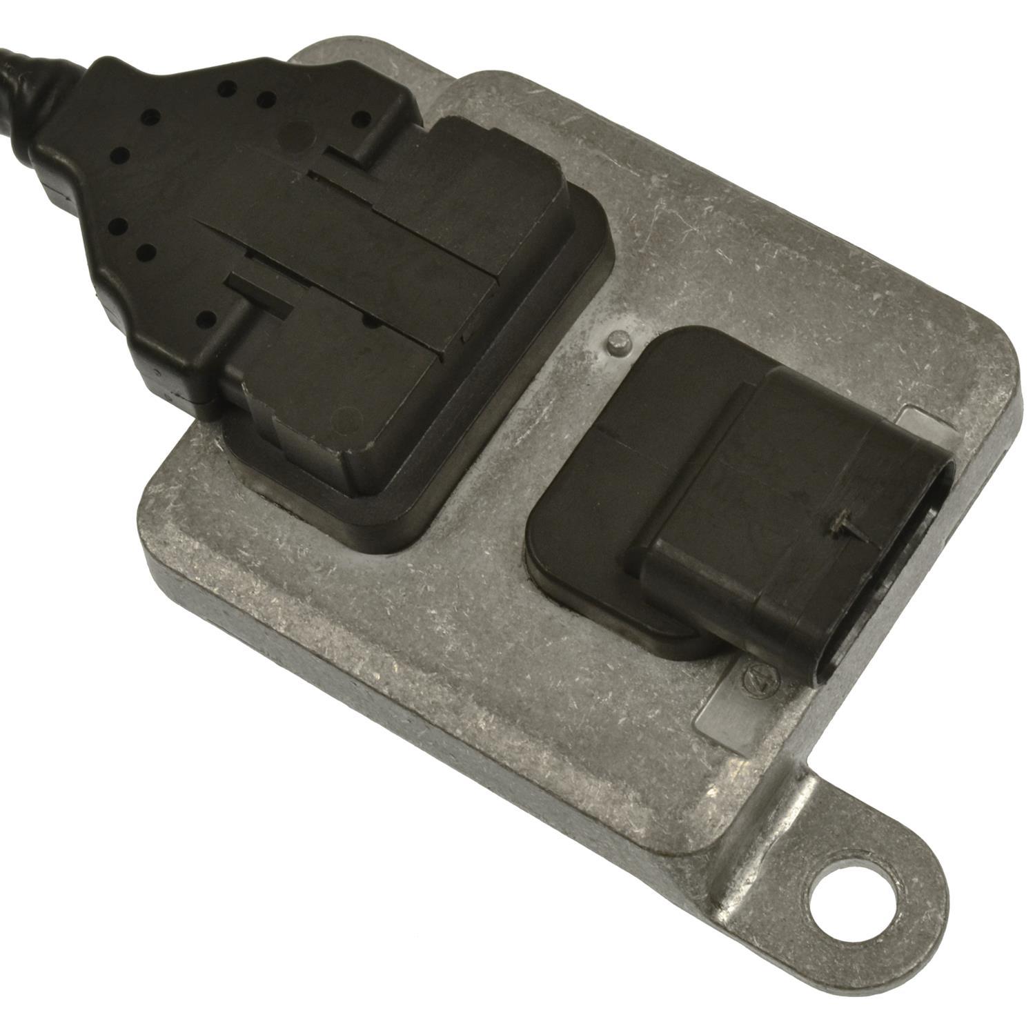 Standard Motor Products NOX017 NOx (Nitrogen Oxide) Sensor product image 4 of 4