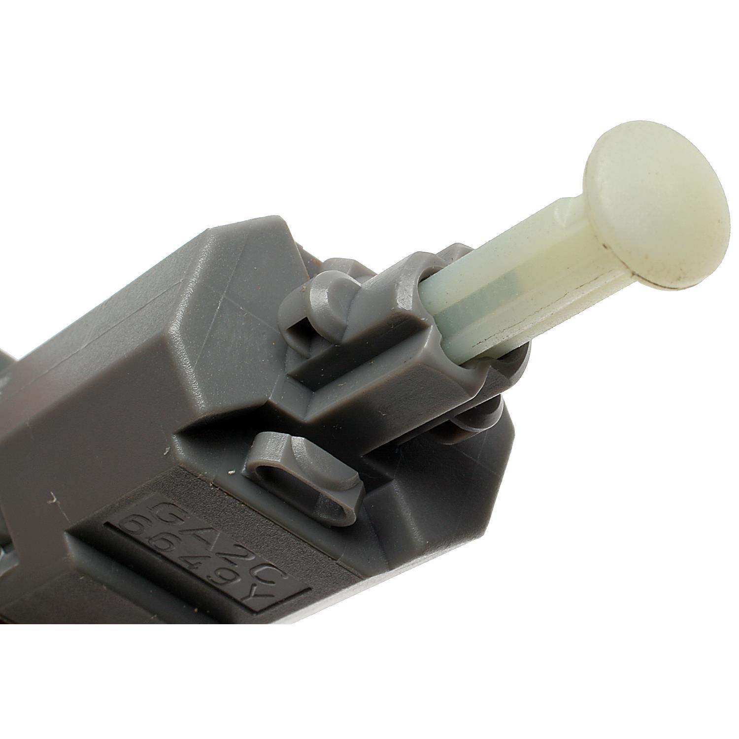 Standard Motor Products NS188 - Clutch Starter Safety Switch Standard Motor Products NS188 Clutch Pedal Position Switch product image 1 of 3