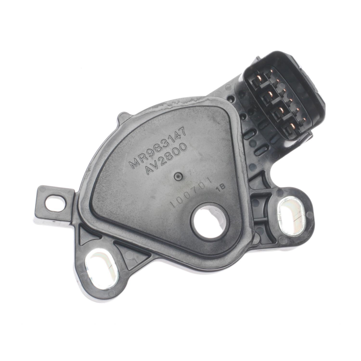 Standard Motor Products NS492 - Neutral Safety Switch Standard Motor Products NS492 Neutral Safety Switch product image 2 of 3