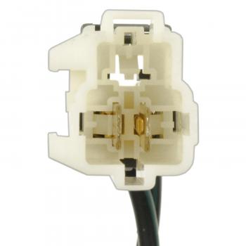 2004 Kia Sorento Clutch Starter Safety Switch Standard Motor Products NS605 image 2 of 2