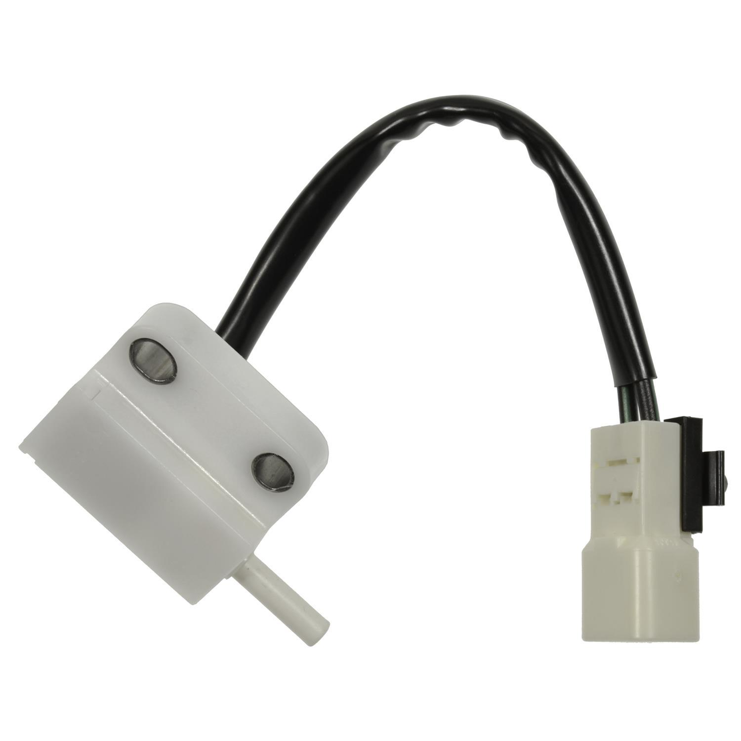 Standard Motor Products NS617 - Cruise Control Release Switch Standard Motor Products NS617 Clutch Pedal Position Switch product image 2 of 3