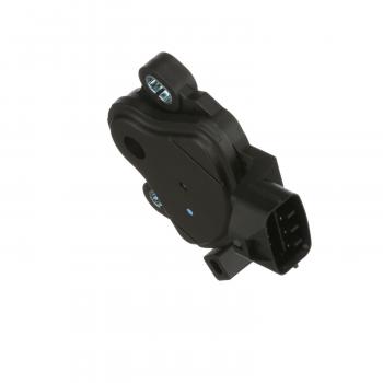 2010 Kia Forte Koup Neutral Safety Switch Standard Motor Products NS665 image 4 of 4