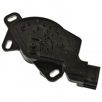 2011 Nissan Versa Neutral Safety Switch Standard Motor Products NS682 image 1 of 3