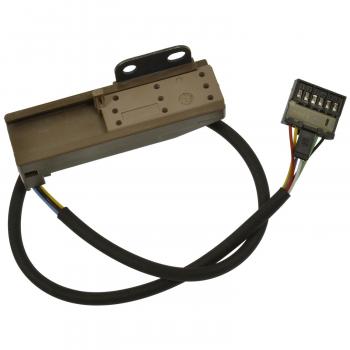 2007 Mercury Montego Neutral Safety Switch Standard Motor Products NS708 image 2 of 3