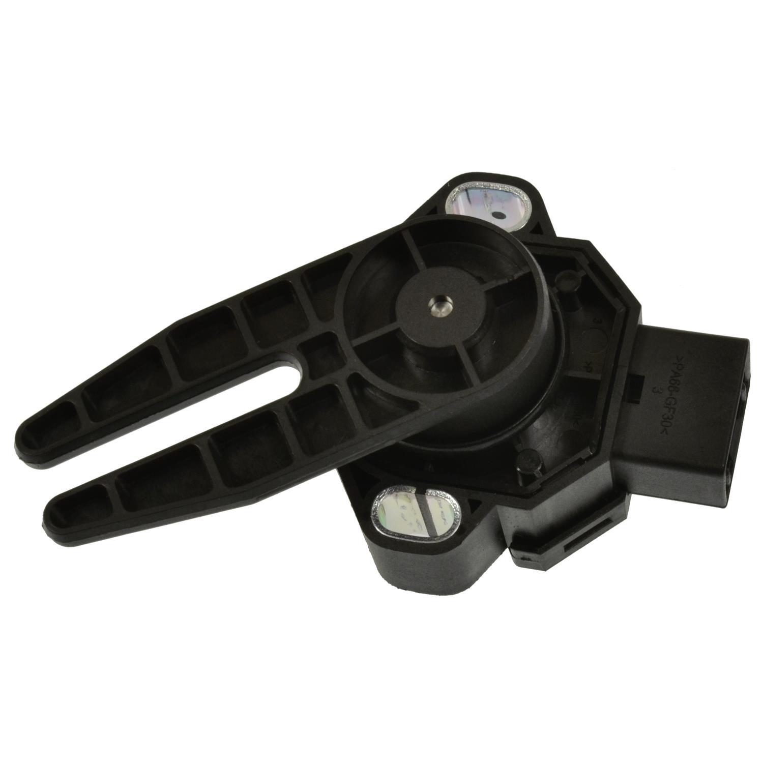 Standard Motor Products NS731 - Clutch Starter Safety Switch Standard Motor Products NS731 Clutch Starter Safety Switch product image 1 of 3