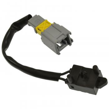2008 Peugeot 407 Clutch Pedal Position Switch Standard Motor Products NS762 image 2 of 3