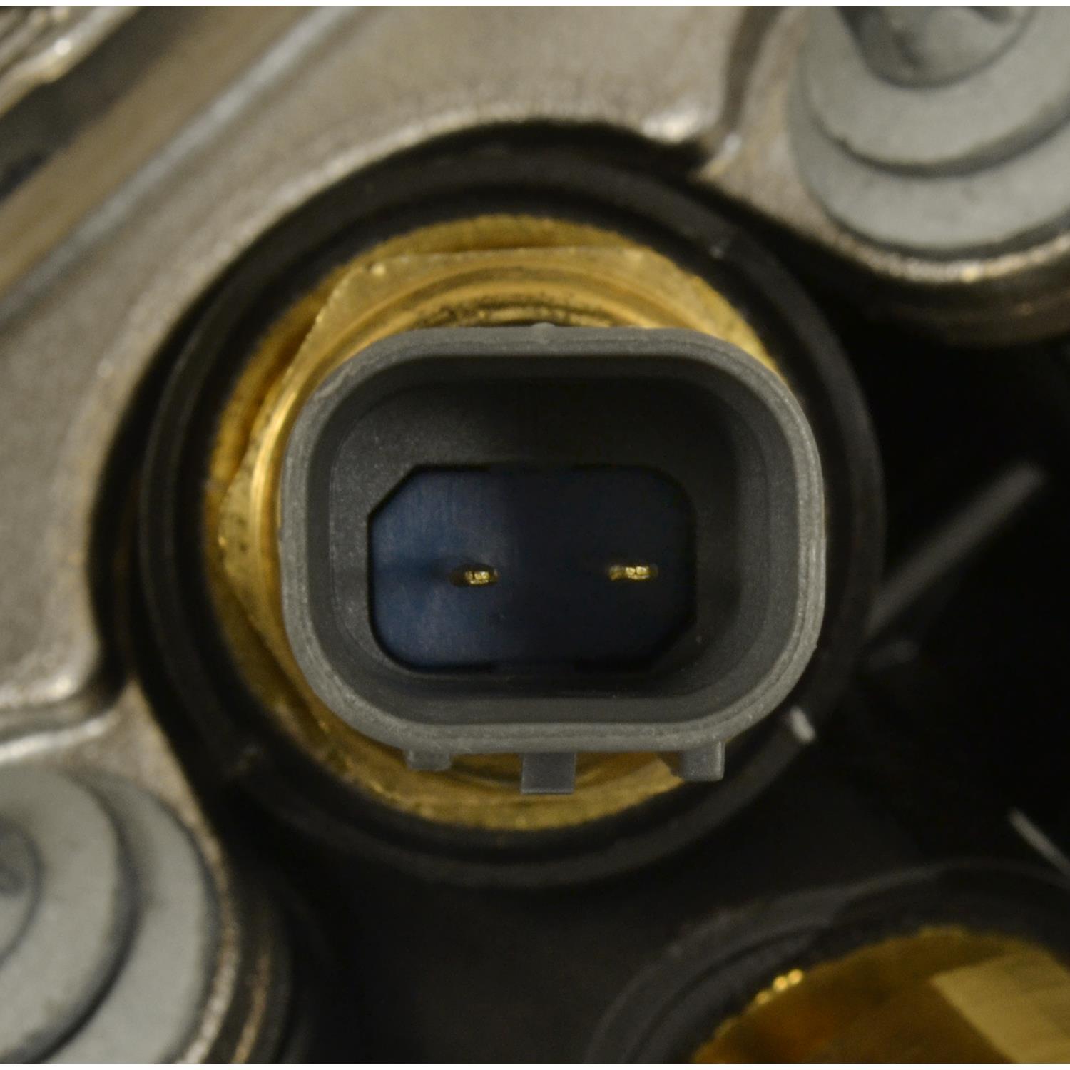 Standard Motor Products OFH100 - Engine Oil Cooler Standard Motor Products OFH100 Engine Oil Cooler product image 2 of 6