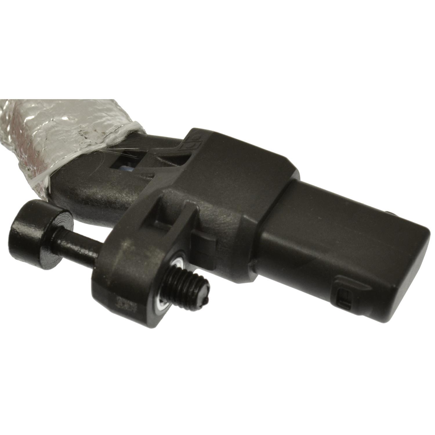 Standard Motor Products PC1017 - Engine Crankshaft Position Sensor Standard Motor Products PC1017 Engine Crankshaft Position Sensor product image 1 of 3