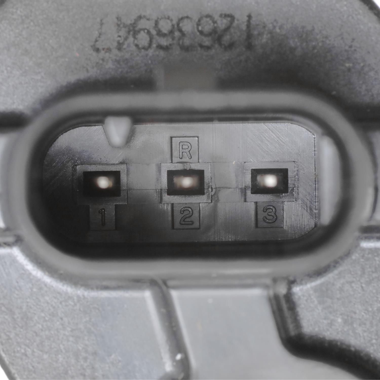 Standard Motor Products PC1138 - Engine Camshaft Position Sensor Standard Motor Products PC1138 Engine Camshaft Position Sensor product image 2 of 4