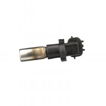 2004 Nissan Xterra Engine Crankshaft Position Sensor Standard Motor Products PC241 image 3 of 4