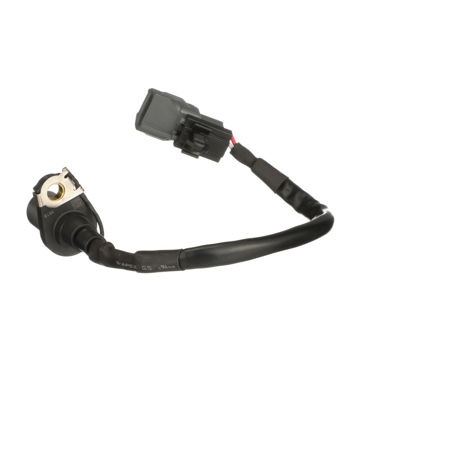 Standard Motor Products PC83 - Engine Crankshaft Position Sensor Standard Motor Products PC83 Engine Crankshaft Position Sensor product image 1 of 9