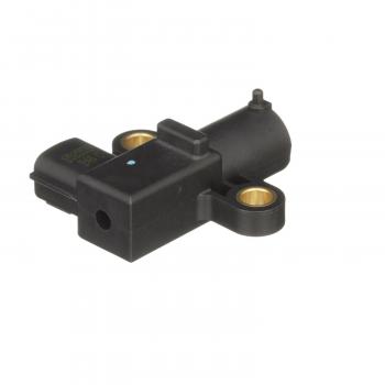 2002 Infiniti QX4 Engine Crankshaft Position Sensor Standard Motor Products PC89 image 1 of 4