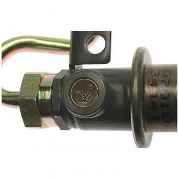 1994 Oldsmobile Silhouette Fuel Injection Pressure Regulator Standard Motor Products PR112 image 3 of 3