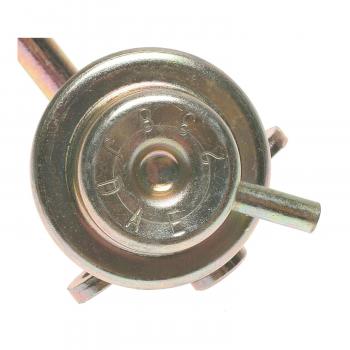 1989 Nissan Pulsar NX Fuel Injection Pressure Regulator Standard Motor Products PR117 image 1 of 3