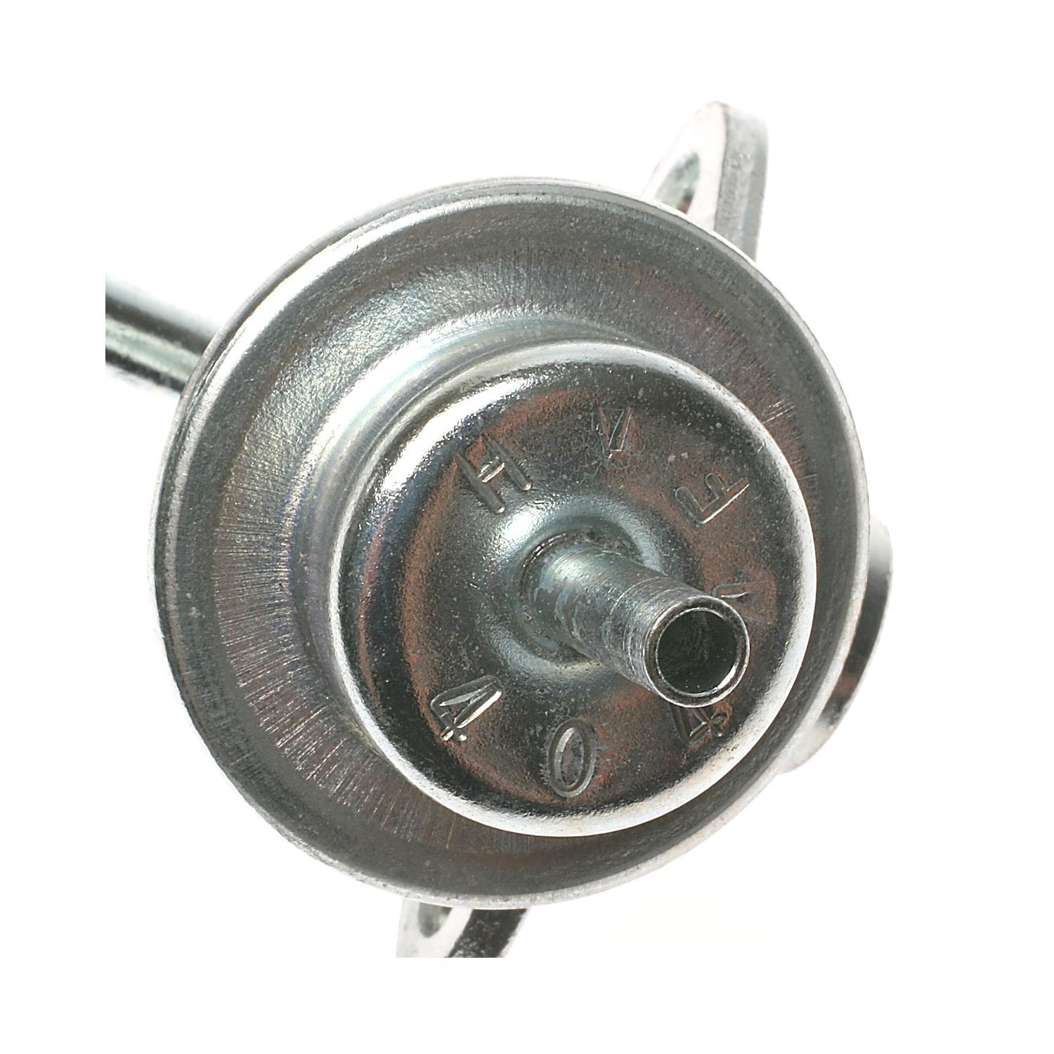 Standard Motor Products PR122 Fuel Injection Pressure Regulator product image 1 of 3