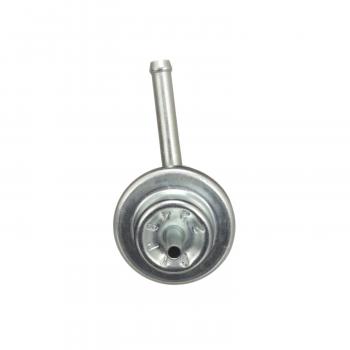 1995 Toyota Pickup Fuel Injection Pressure Regulator Standard Motor Products PR126 image 2 of 4