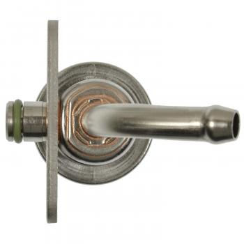 1990 Mitsubishi Mighty Max Fuel Injection Pressure Regulator Standard Motor Products PR129 image 2 of 3
