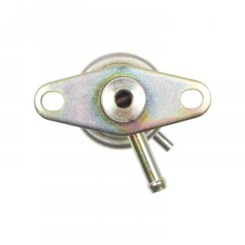 1996 Mitsubishi Mirage Fuel Injection Pressure Regulator Standard Motor Products PR135 image 2 of 3