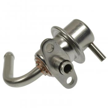 1989 Subaru GL-10 Fuel Injection Pressure Regulator Standard Motor Products PR14 image 1 of 3