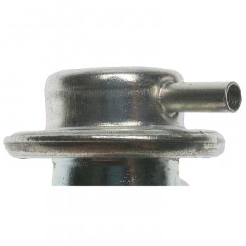 1994 Mazda MPV Fuel Injection Pressure Regulator Standard Motor Products PR157 image 1 of 3