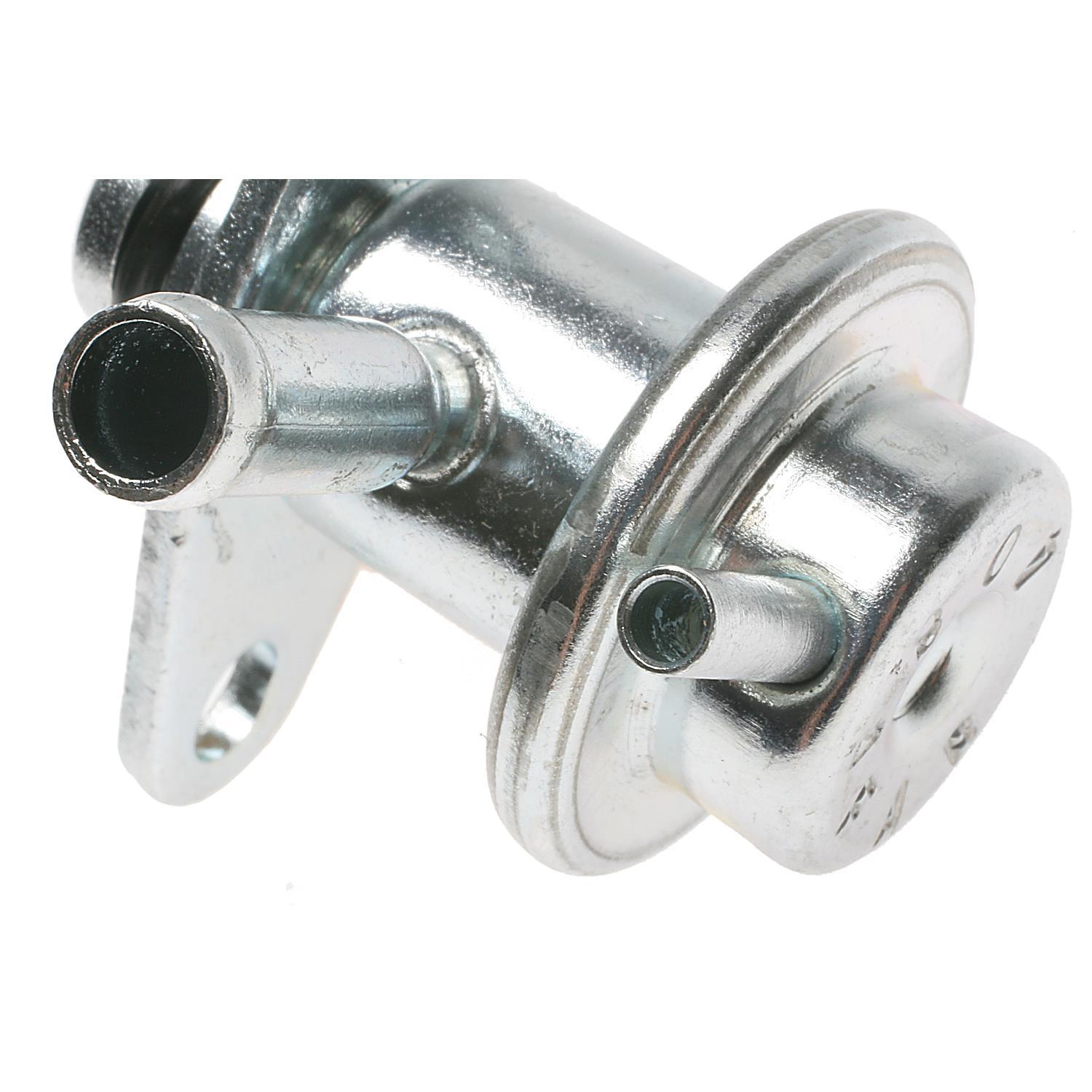 Standard Motor Products PR181 - Fuel Injection Pressure Regulator Standard Motor Products PR181 Fuel Injection Pressure Regulator product image 1 of 3