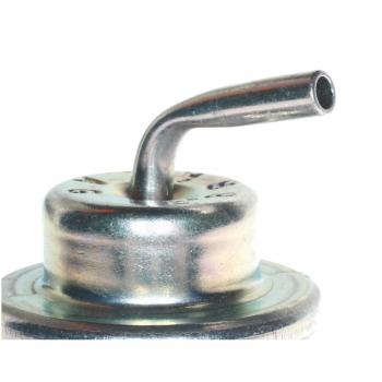 2000 Acura Integra Fuel Injection Pressure Regulator Standard Motor Products PR195 image 1 of 3