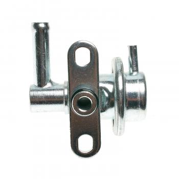 1995 Mazda 929 Fuel Injection Pressure Regulator Standard Motor Products PR196 image 3 of 4