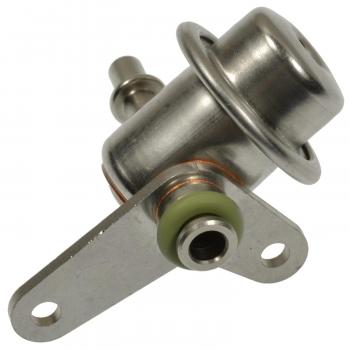 2001 Lexus ES300 Fuel Injection Pressure Regulator Standard Motor Products PR226 image 1 of 3