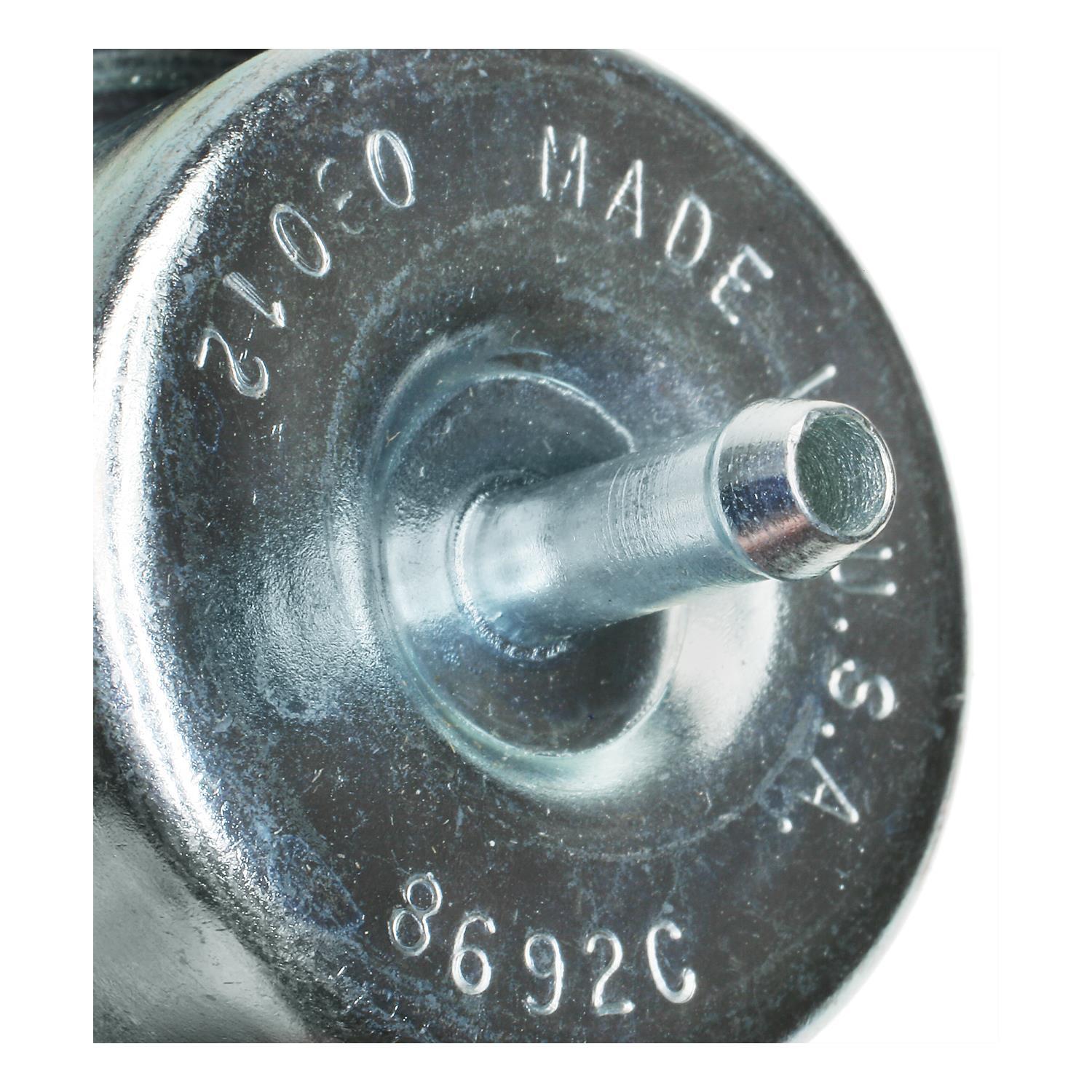 Standard Motor Products PR232 - Fuel Injection Pressure Regulator Standard Motor Products PR232 Fuel Injection Pressure Regulator product image 1 of 3