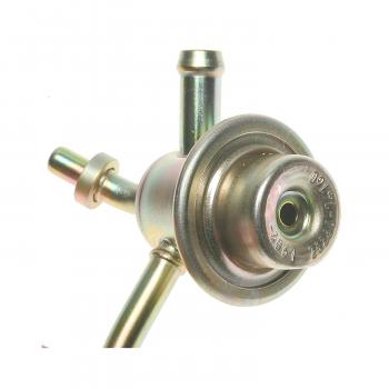 2000 Toyota RAV4 Fuel Injection Pressure Regulator Standard Motor Products PR240 image 1 of 3