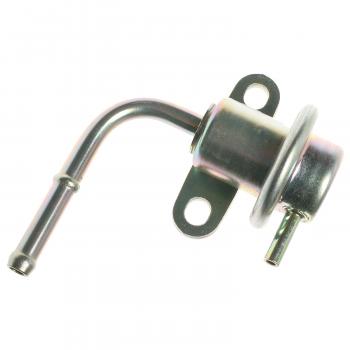 1997 Suzuki Esteem Fuel Injection Pressure Regulator Standard Motor Products PR241 image 2 of 3