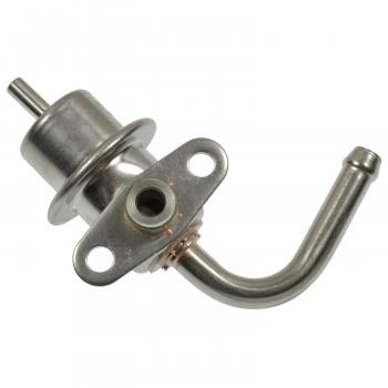 2002 Nissan Xterra Fuel Injection Pressure Regulator Standard Motor Products PR246 image 1 of 3