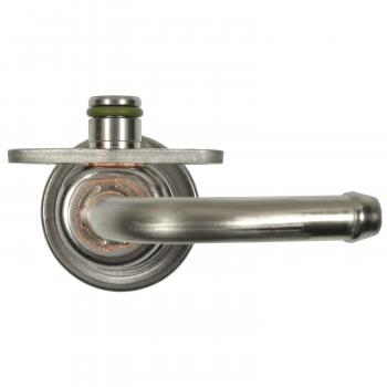 2002 Nissan Xterra Fuel Injection Pressure Regulator Standard Motor Products PR246 image 2 of 3