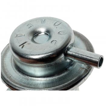 1999 Subaru Legacy Fuel Injection Pressure Regulator Standard Motor Products PR260 image 1 of 2
