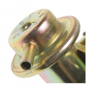 1998 Toyota Supra Fuel Injection Pressure Regulator Standard Motor Products PR264 image 1 of 3