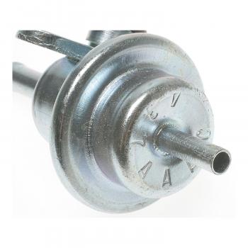 1991 Suzuki Samurai Fuel Injection Pressure Regulator Standard Motor Products PR302 image 1 of 3