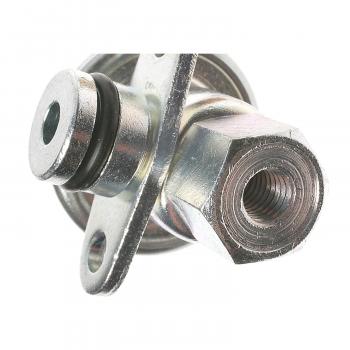 1996 Hyundai Accent Fuel Injection Pressure Regulator Standard Motor Products PR309 image 3 of 3