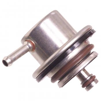 2000 Isuzu Amigo Fuel Injection Pressure Regulator Standard Motor Products PR313 image 3 of 3