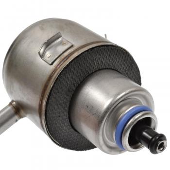 2003 Dodge Neon Fuel Injection Pressure Regulator Standard Motor Products PR319 image 1 of 3