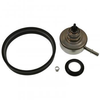2001 Dodge Ram 3500 Van Fuel Injection Pressure Regulator Standard Motor Products PR323 image 2 of 3