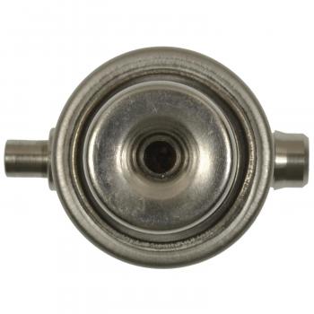 2003 Kia Rio Fuel Injection Pressure Regulator Standard Motor Products PR340 image 3 of 3