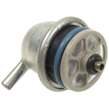 1995 Oldsmobile Aurora Fuel Injection Pressure Regulator Standard Motor Products PR376 image 2 of 3