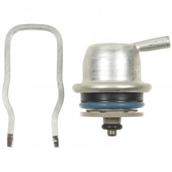 1995 Oldsmobile Aurora Fuel Injection Pressure Regulator Standard Motor Products PR376 image 3 of 3