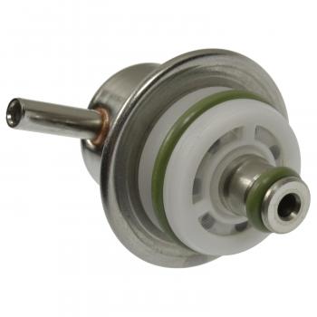 2006 Kia Magentis Fuel Injection Pressure Regulator Standard Motor Products PR391 image 1 of 3